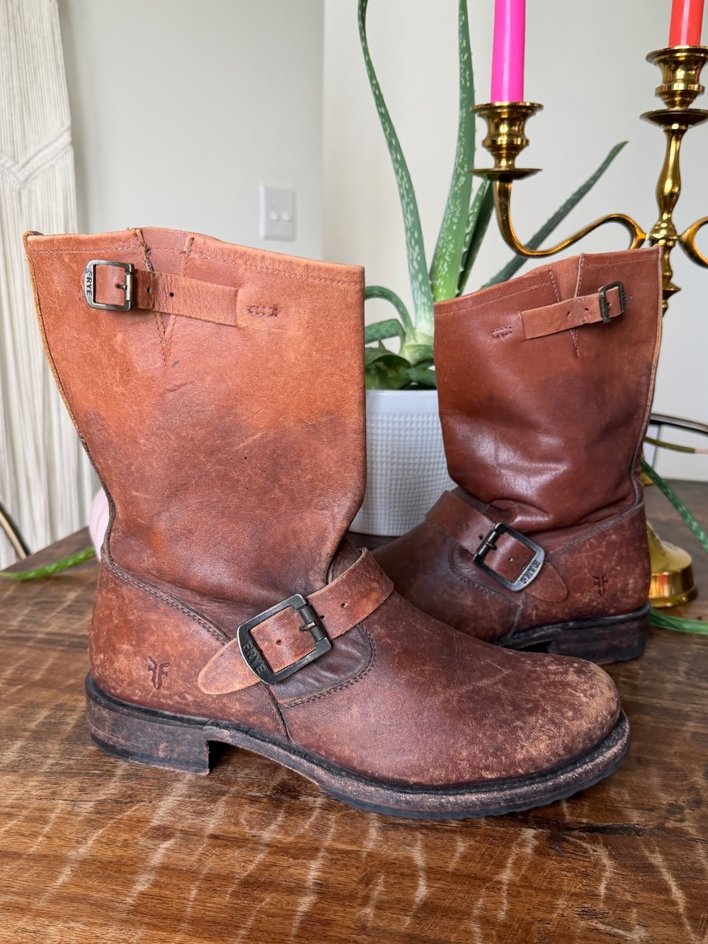 Frye Stonewashed Cognac Ombré Distressed Leather Moto Engineer Boots 8.5